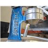 Image 2 : MANUAL FRUIT JUICER D BEER