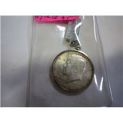 SPECIAL JOHN F KKENNEDY 50C SILVER COIN AND KEY RING WITH PLATE INSCRIBED 1917-1963 35TH PRESIDENT