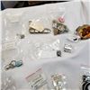 Image 4 : LOT OF JEWELRY STERLING AND OTHER