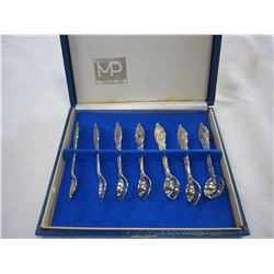 MP PRADA 99 COLLECTIBLE SPOON SET