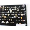 Image 3 : TRAY OF NOVELTY RINGS