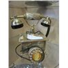 Image 1 : VINTAGE MARBLE PHONE