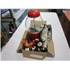Image 1 : GUMBALL MACHINE VINTAGE ACTION FIGURES HEMAN, DICK TRACY