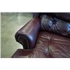 Image 3 : BURGUNDY STUDDED LEATHER SOFA