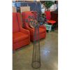 Image 1 : METAL TEA LIGHT STAND 5FT TALL