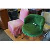 Image 2 : VANTIY STOOL AND PINK VANITY CHAIR