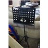 Image 1 : BLACK MUSIC STAND