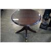 Image 1 : MAHOGANY FINISH PARLOR TABLE