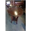 Image 2 : PAIR OF ROUND MAHOGANY FINISH END TABLES