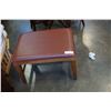 Image 2 : LEATHER FOOTSTOOL