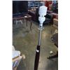 Image 3 : PAIR OF MODERN FLOOR LAMPS