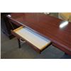 Image 3 : MAHOGANY FINISH GLASS TOP SOFA TABLE