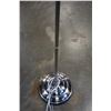 Image 3 : MODERN CHROME FLOOR LAMP