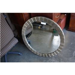 ROUND DESIGNER MIRROR