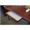 Image 3 : MAHOGANY FINISH GLASS TOP SOFA TABLE