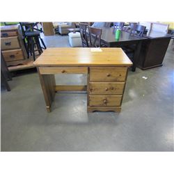 NEW FLOOR MODEL SOLID PINE STUDENTS DESK WITH 3 DRAWERS AND PENCIL DRAWER, DOVETAILED DRAWERS, WOOD 