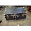 Image 2 : RETRO TRAVEL TRUNK