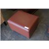 Image 1 : BROWN LEATHER FOOTSTOOL