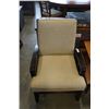 Image 2 : MODERN ARMCHAIR