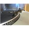 Image 4 : TECHNICS TURNTABLE SL-D303