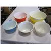 Image 1 : 5 COLOURED PYREX BOWLS