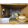 Image 1 : SHELF LOT OF JUG AND BOWL, VASE, OIL LANTERN AND CUPS
