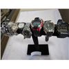 Image 2 : BLACK DISPLAY OF WATCHES