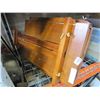 Image 2 : FOLDING EASEL