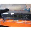 Image 1 : MARANTZ CD40 COMPACT DISC PLAYER