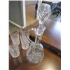 Image 3 : 5 CRYSTAL GLASSES & PINWHEEL DECANTER