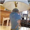 Image 3 : BLUE FLOWER TABLE LAMP