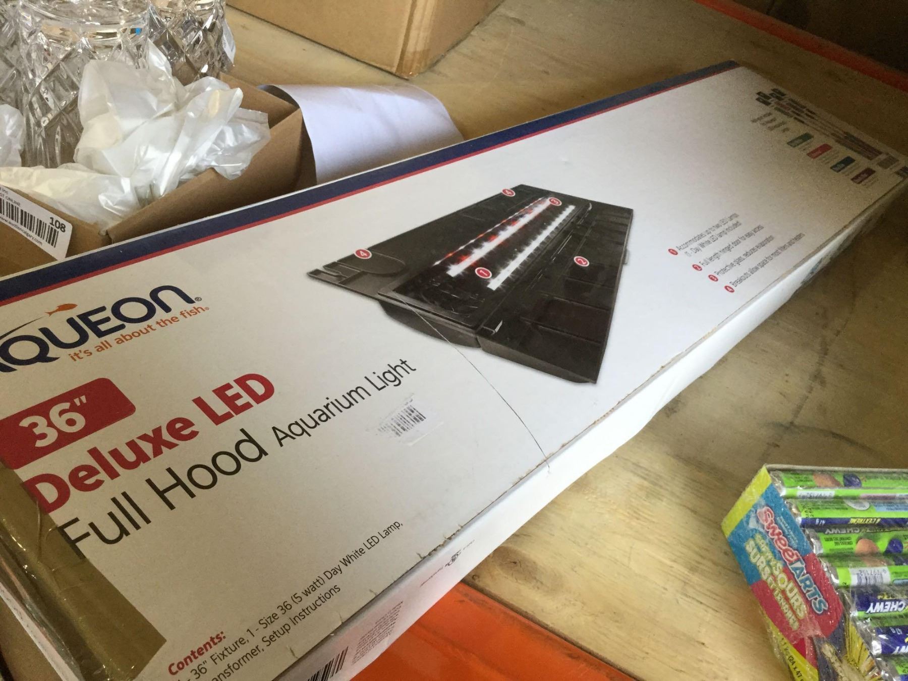 Aqueon 36inch Deluxe LED Full Hood Aquarium Light