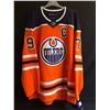 Image 2 : CONNOR McDAVID EDMONTON OILERS ADIDAS HOCKEY JERSEY (SIZE 52)