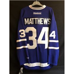 AUSTON MATTHEWS TORONTO MAPLE LEAFS REEBOK HOCKEY JERSEY (SIZE LARGE)