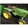 Image 2 : VINTAGE CAST IRON JOHN DEERE TRACTOR