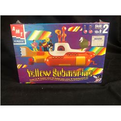 (AMT) Beatles Yellow Submarine