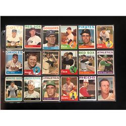 VINTAGE BASEBALL TRADING CARDS LOT