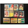 Image 1 : VINTAGE BASEBALL TRADING CARDS LOT