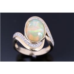 Excellent Opal & Diamond 14K Gold Ring