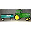 Image 1 : VINTAGE JOHN DEERE DIE CAST TRACTOR AND WAGON