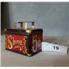 Image 1 : SHOE SHINE TIN MINIATURE