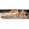 Image 1 : CUSTOM MADE WOOD SEMI TRACTOR TRAILER