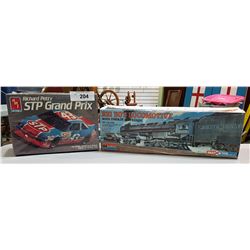 2 COLLECTIBLE MODEL KITS