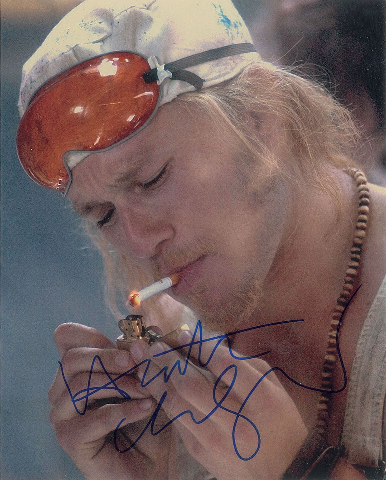 heath ledger smoking cigarette photographed for Vanity Fair, 2001 : Bruce Weber . . . # heathledger #00s #retro #joker #cigarettes Heath Ledger photographed by Jake