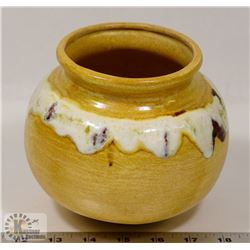 17) YELLOW GLAZED POT SIGNED ANNE '72, 9"X5.5".