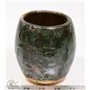 Image 3 : 54) GREEN POT UNSIGNED ATTRIBUTED TO MARY
