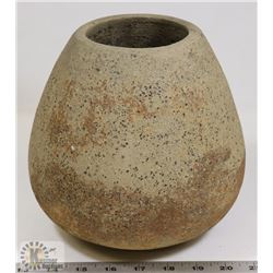 35) MARY BORGSTROM SAND FINISHED PRIMITIVE POT