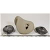 Image 1 : 97) LOT OF 3 PIECES OF POTTERY FROM MARY