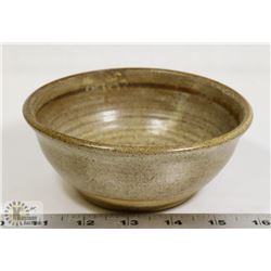 23) CERAMIC BOWL STAMPED WYNARD SASKATCHEWAN,