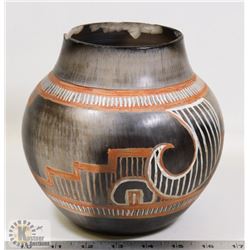 111) VINTAGE INDIGENOUS MADE POT, HAND PAINTED